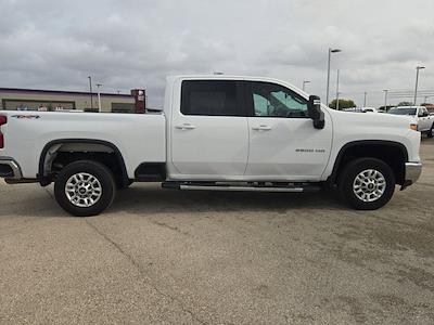 Used 2025 Chevrolet Silverado 2500 - photo 1
