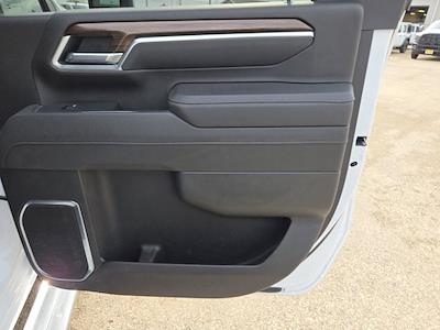 Used 2025 Chevrolet Silverado 2500 - photo 1