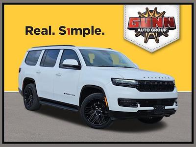 Used 2022 Jeep Wagoneer - photo 1