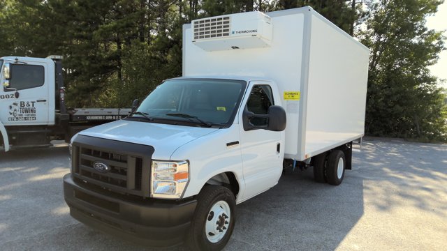 New 2024 Ford E-350 - photo 2