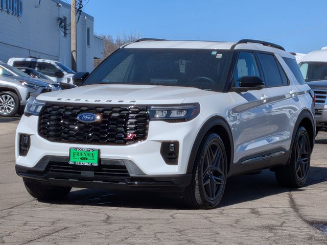 Used 2025 Ford Explorer - photo 7