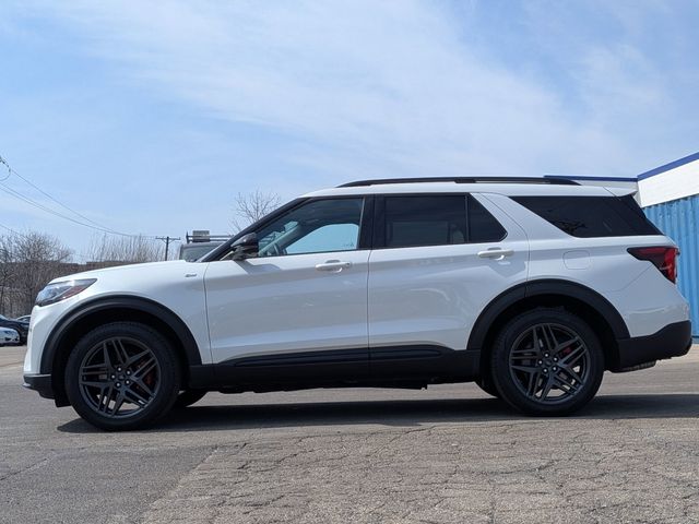 Used 2025 Ford Explorer - photo 6
