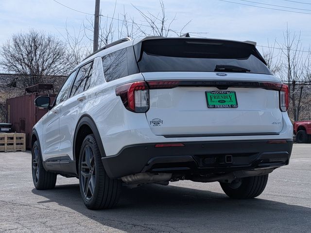 Used 2025 Ford Explorer - photo 7