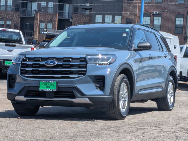 Used 2025 Ford Explorer - photo 5