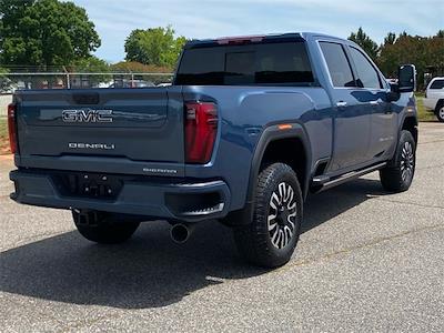 New 2025 GMC Sierra 2500 Denali Ultimate Crew Cab 4x4 Pickup for sale #287364 - photo 2