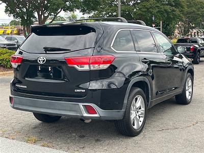 2019 Toyota Highlander 4x2 SUV for sale #292262A - photo 2
