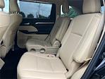 2019 Toyota Highlander 4x2 SUV for sale #292262A - photo 19