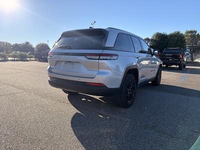 2024 Jeep Grand Cherokee 4WD SUV for sale #2B3560 - photo 2