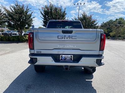 New 2025 GMC Sierra 2500 Denali Ultimate Crew Cab 4x4 Pickup for sale #358240 - photo 2