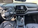 2021 Toyota Highlander FWD SUV for sale #359588C - photo 4