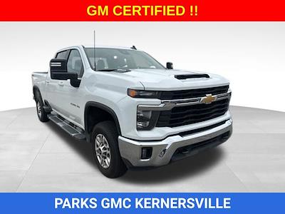 Used 2025 Chevrolet Silverado 2500 - photo 1