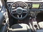 Used 2021 Jeep Gladiator Overland Crew Cab 4x4 Pickup for sale #B25122B - photo 13