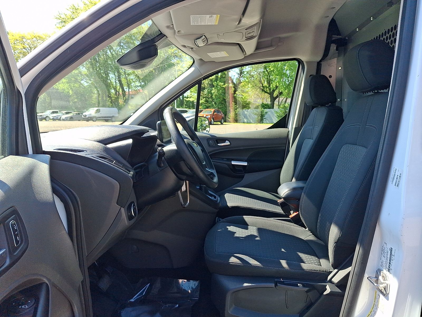Used 2020 Ford Transit Connect - photo 27