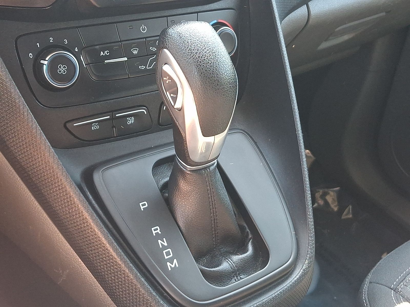 Used 2020 Ford Transit Connect - photo 28