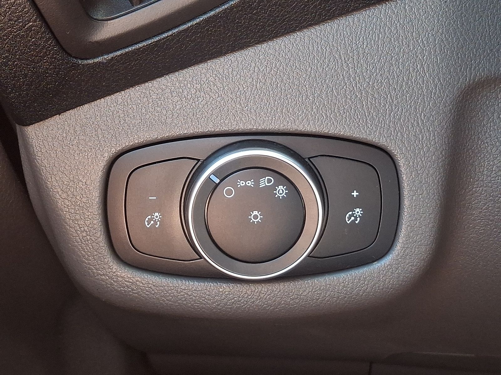 Used 2020 Ford Transit Connect - photo 22