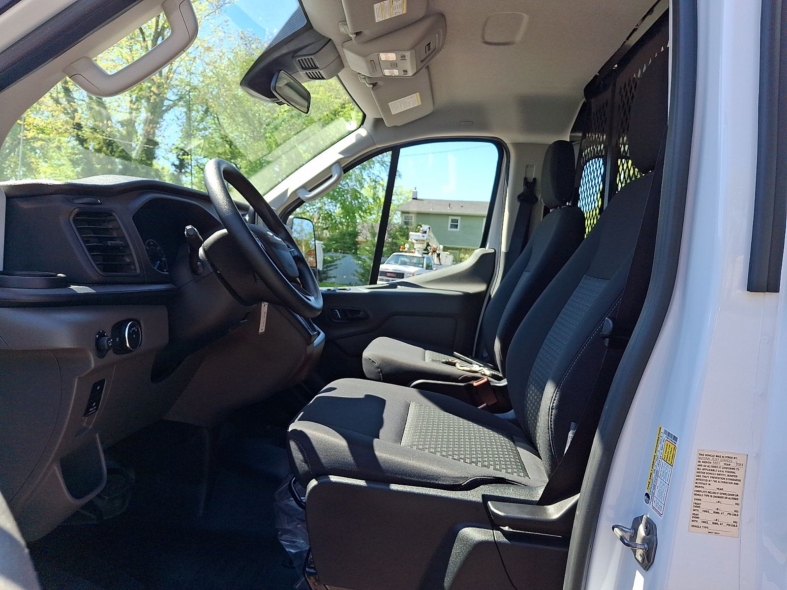 Used 2024 Ford Transit 250 - photo 17