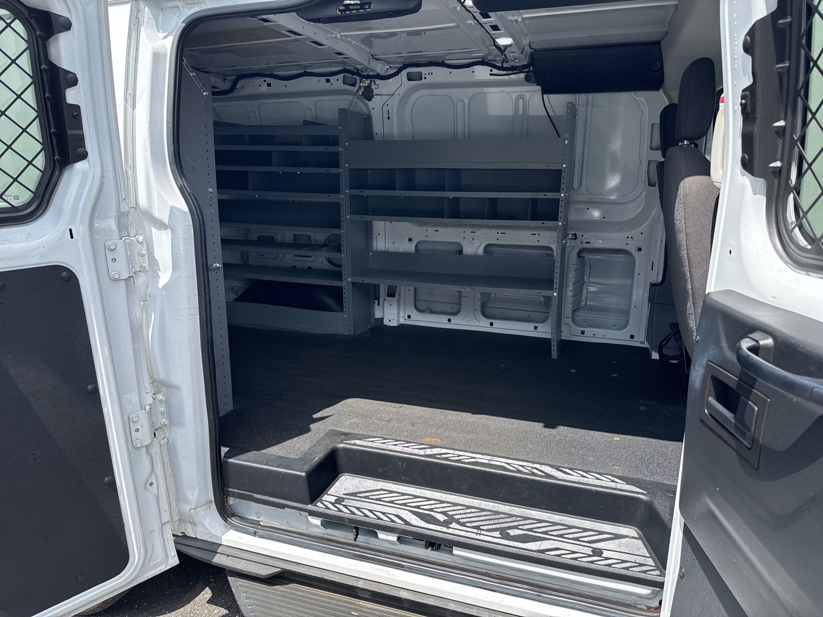 Used 2019 Ford Transit 150 - photo 9