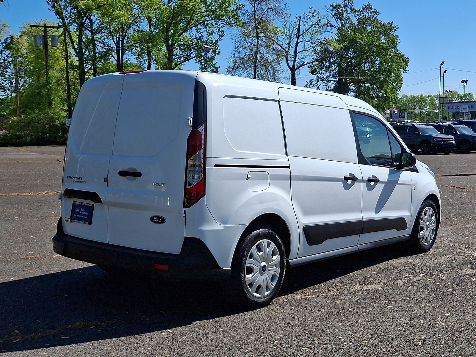 Used 2020 Ford Transit Connect - photo 2