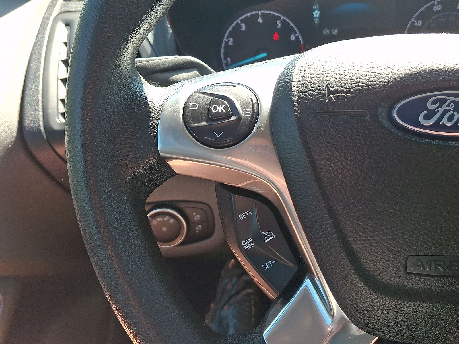 Used 2020 Ford Transit Connect - photo 5