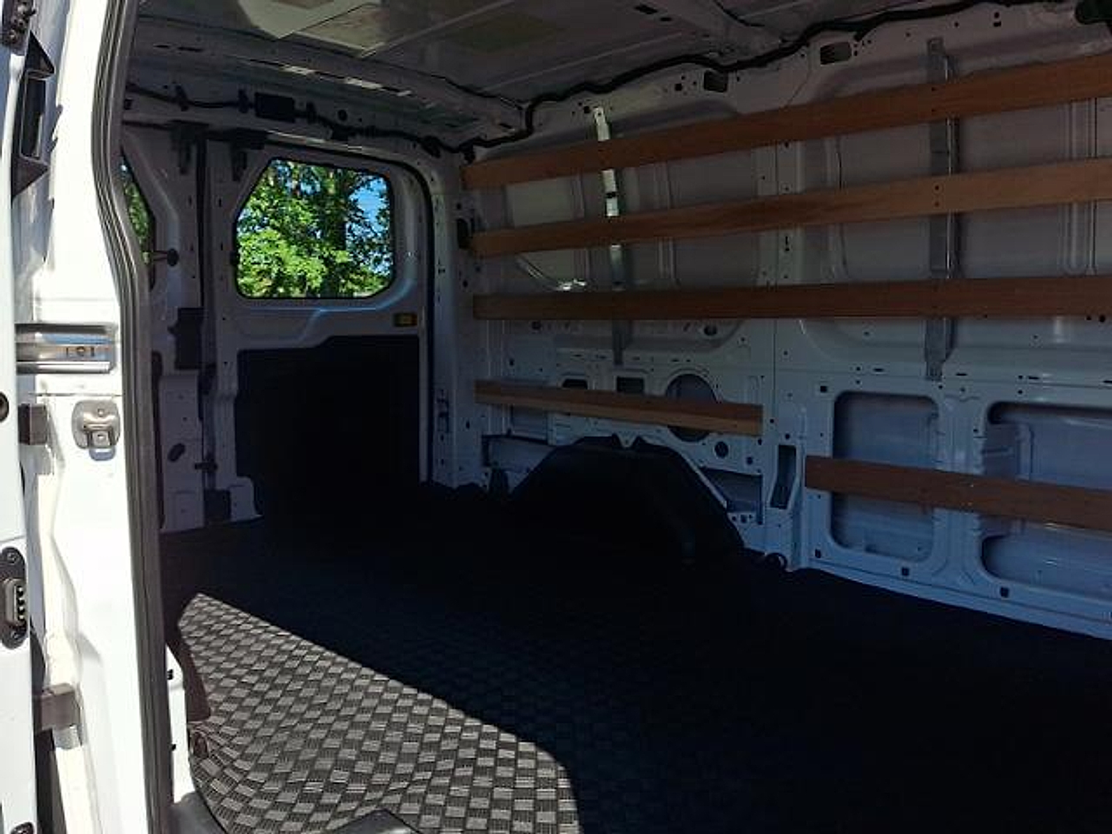 Used 2025 Ford Transit 250 - photo 2