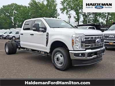 New 2025 Ford F-350 XL Crew Cab 4x4 Cab Chassis for sale #X25381 - photo 1