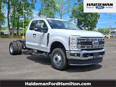 2025 Ford F-350 Super Cab DRW 4x4 Cab Chassis for sale #X25394 - photo 1