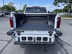 New 2025 GMC Sierra 2500 SLT Crew Cab 4WD Pickup for sale #SF340786 - photo 17