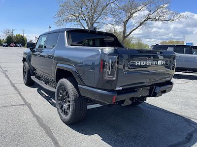 New 2025 GMC Hummer EV Pickup 2X Crew Cab AWD Pickup for sale #SU117303 - photo 2
