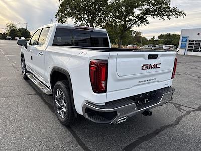 New 2026 GMC Sierra 1500 SLT Crew Cab 4WD Pickup for sale #TG113199 - photo 2