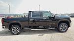 New 2025 GMC Sierra 2500 SLT Crew Cab 4WD Pickup for sale #A01209 - photo 9