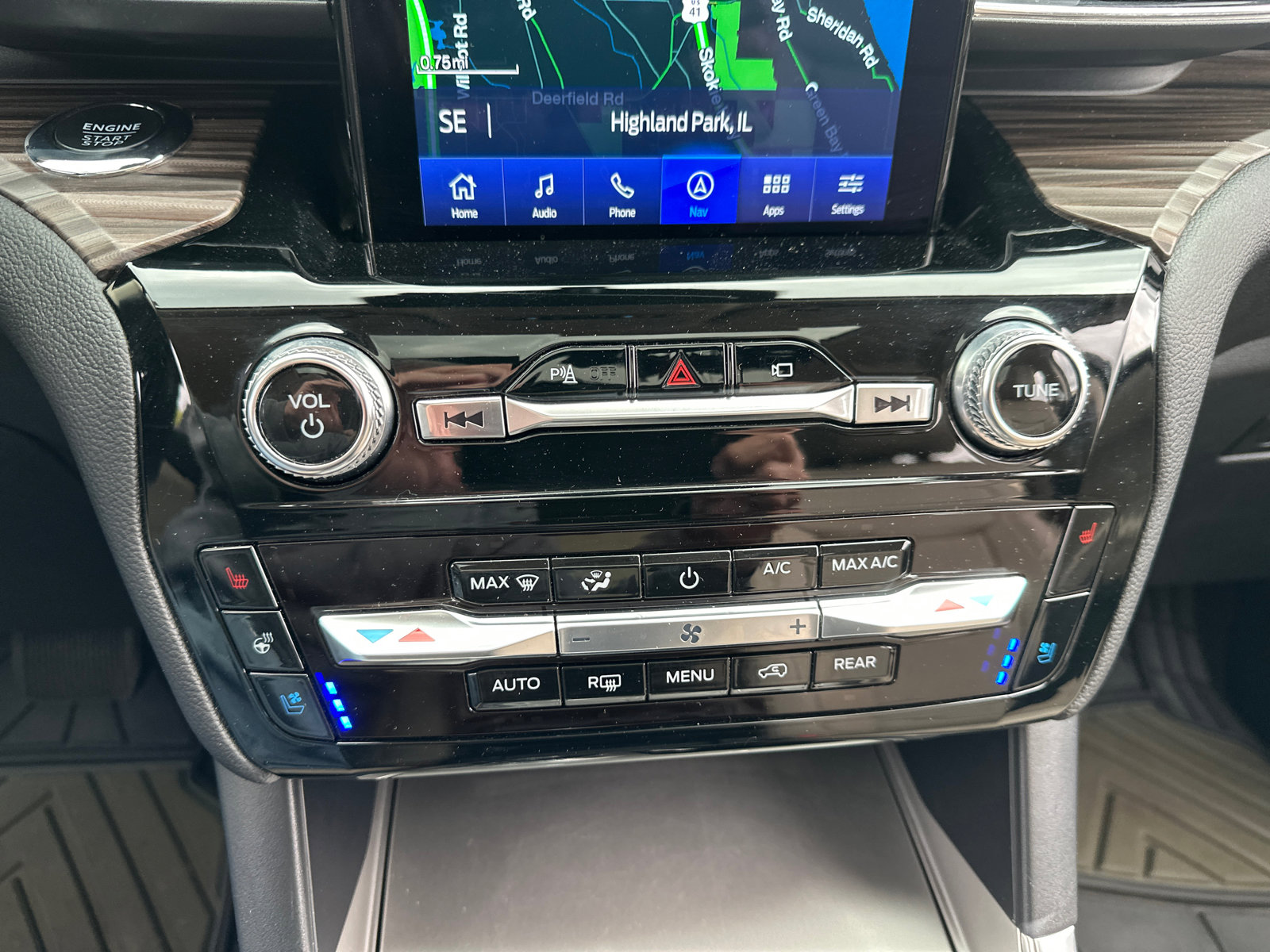 Used 2023 Ford Explorer - photo 25