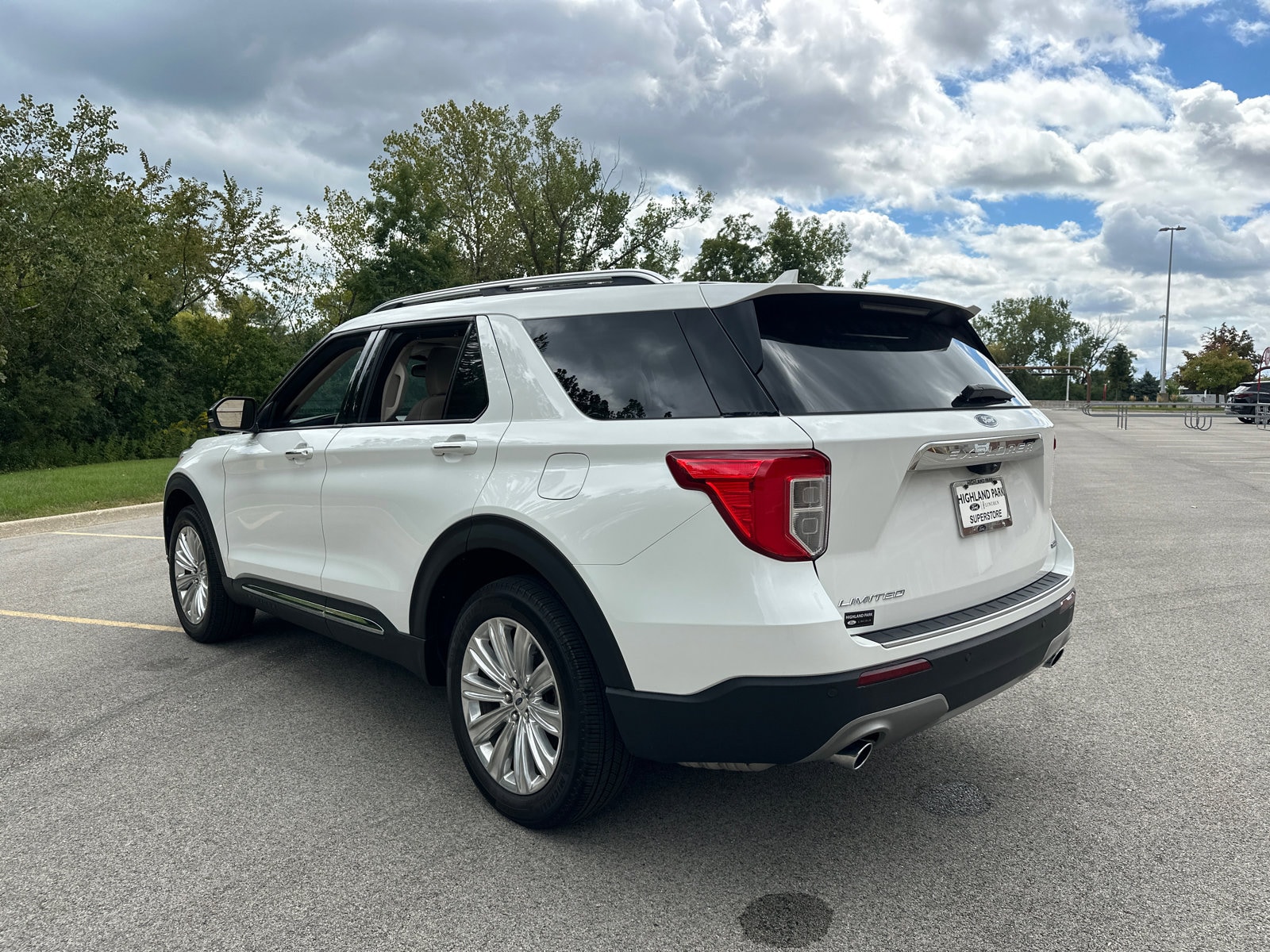 Used 2023 Ford Explorer - photo 9