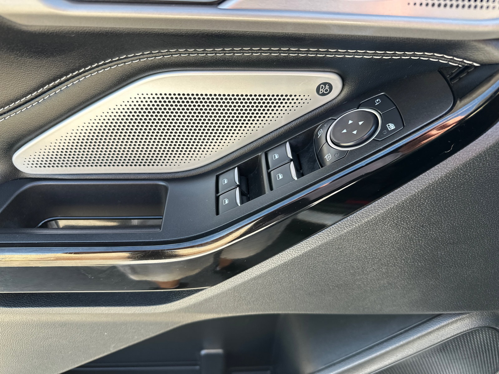 Used 2022 Ford Explorer - photo 31