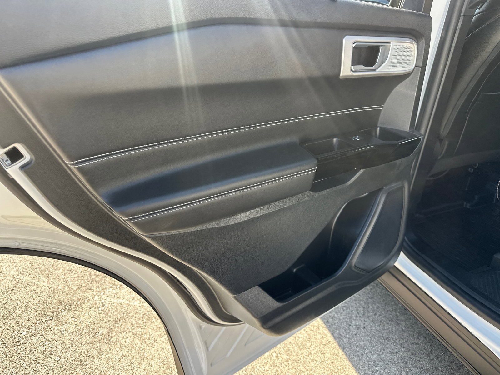 Used 2022 Ford Explorer - photo 33