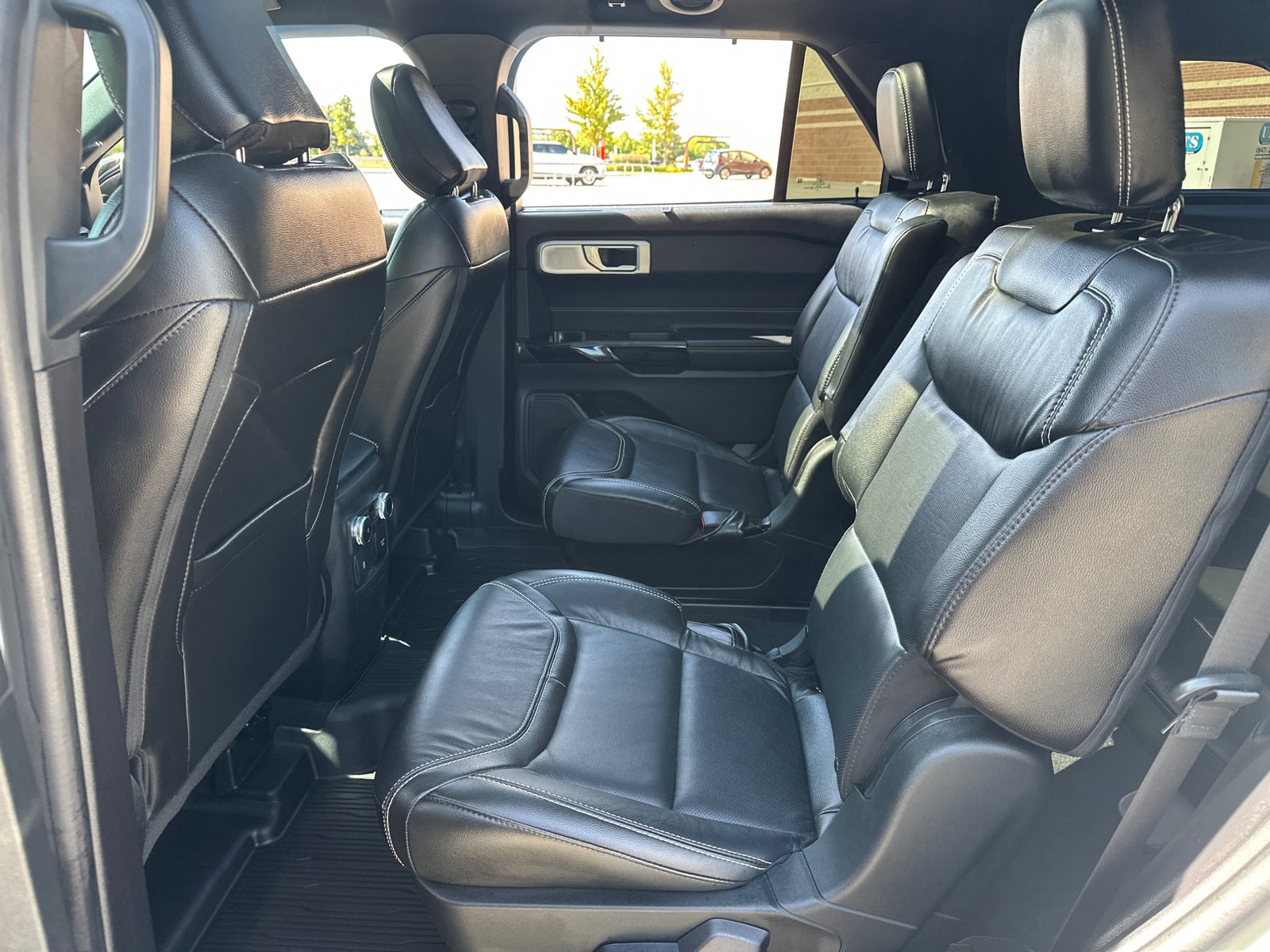 Used 2022 Ford Explorer - photo 34