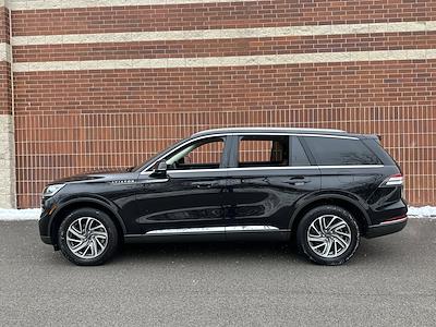Used 2024 Lincoln Aviator Livery for sale #50197 - photo 2