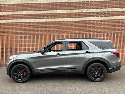 Used 2023 Ford Explorer ST for sale #50233 - photo 2