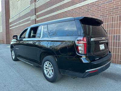 Used 2024 Chevrolet Suburban LT for sale #50289 - photo 2