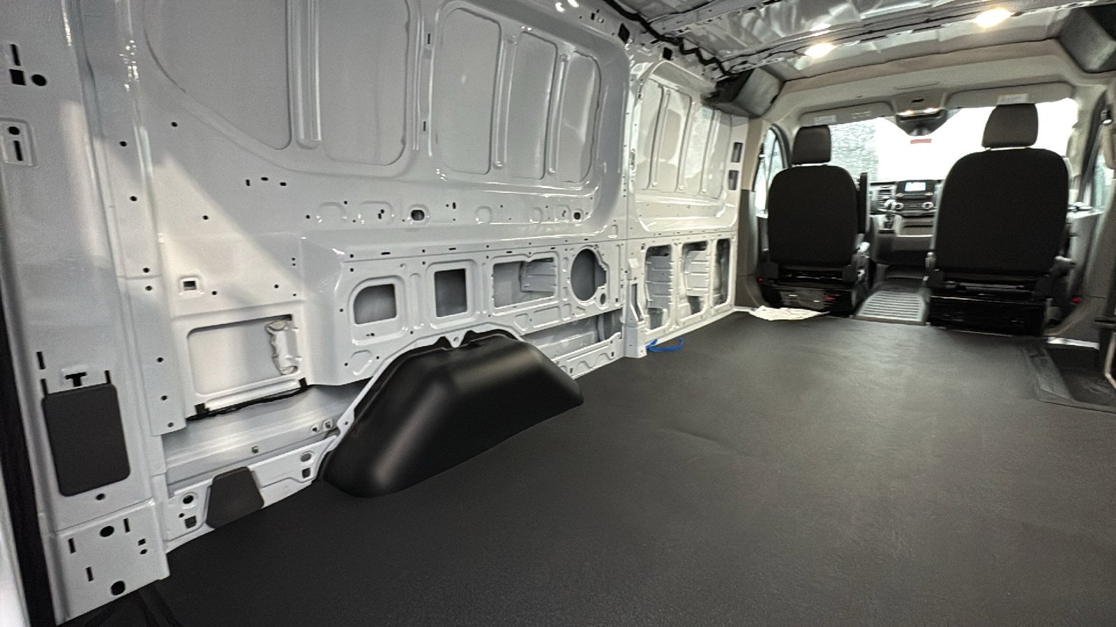 Used 2024 Ford Transit 150 - photo 27