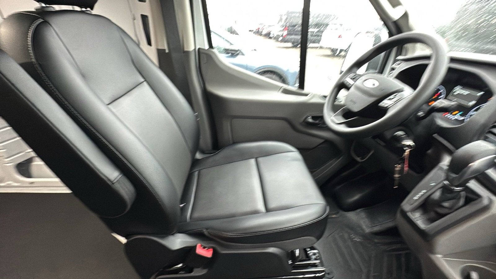 Used 2024 Ford Transit 150 - photo 13