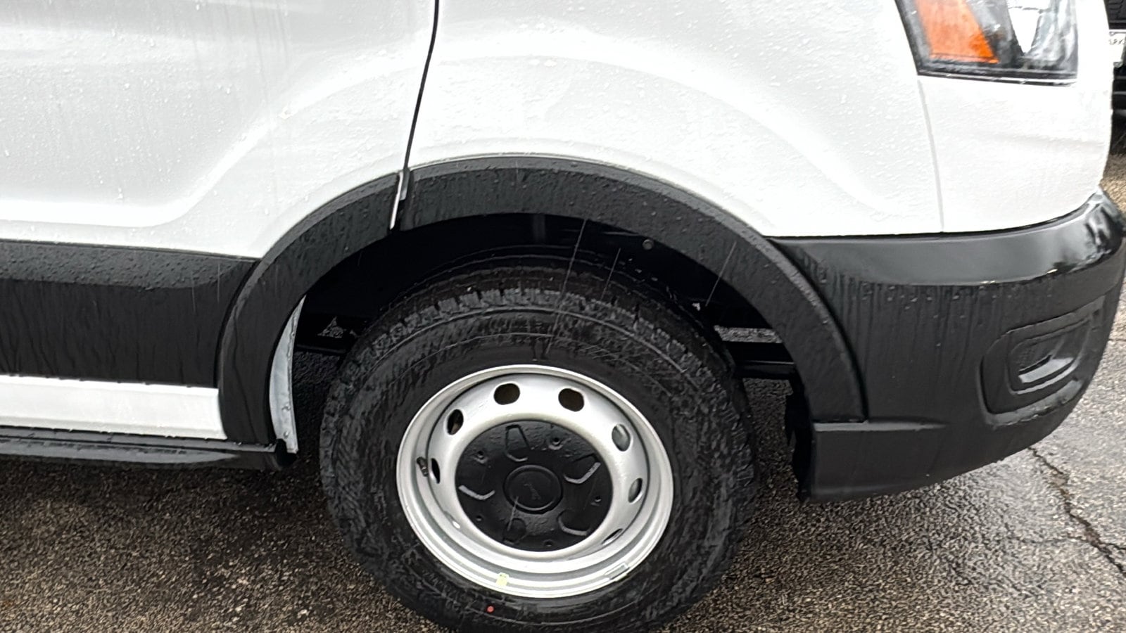 Used 2024 Ford Transit 150 - photo 9