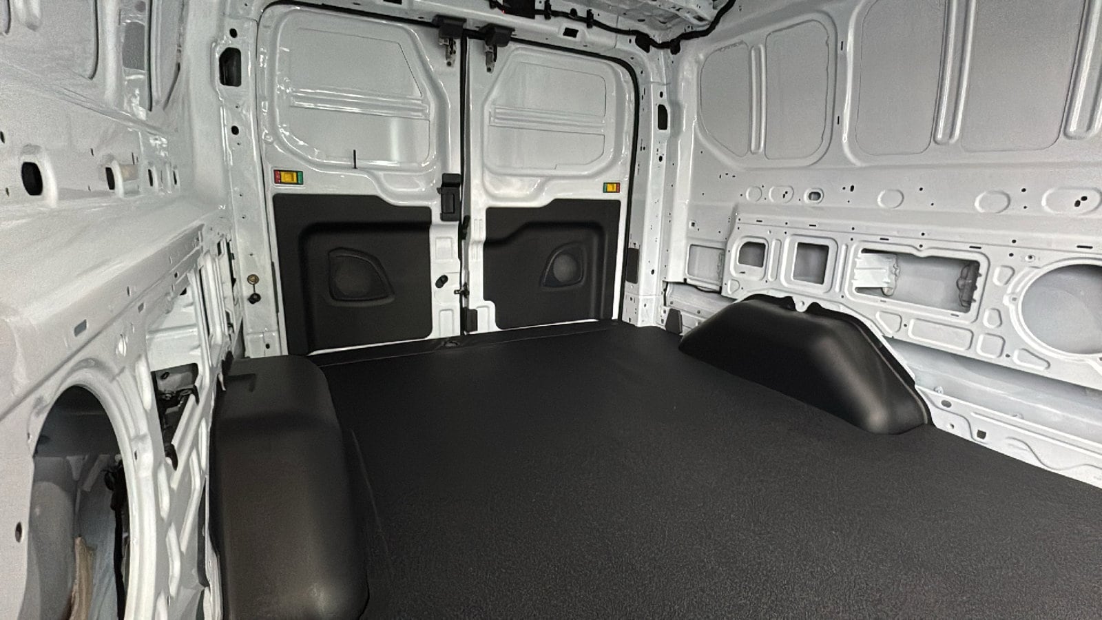 Used 2024 Ford Transit 150 - photo 13
