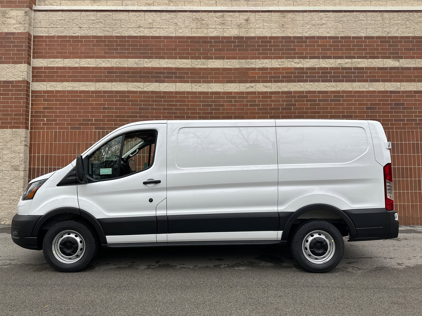 New 2026 Ford Transit 150 - photo 7