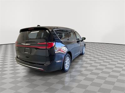 Used 2023 Chrysler Pacifica Touring L FWD Minivan for sale #54118A - photo 2