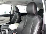 2024 Kia Carnival FWD Minivan for sale #54711A - photo 20