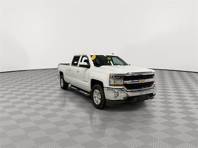 Used 2018 Chevrolet Silverado 1500 LT Crew Cab for sale #55582AB - photo 2