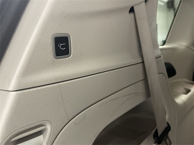 Used 2024 Chrysler Pacifica - photo 17