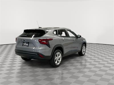 2025 Chevrolet Trax FWD SUV for sale #C250192 - photo 2