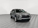 2025 Chevrolet Trax FWD SUV for sale #C250192 - photo 3