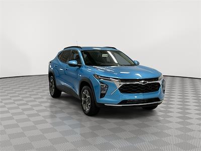 2025 Chevrolet Trax FWD SUV for sale #C250209 - photo 2